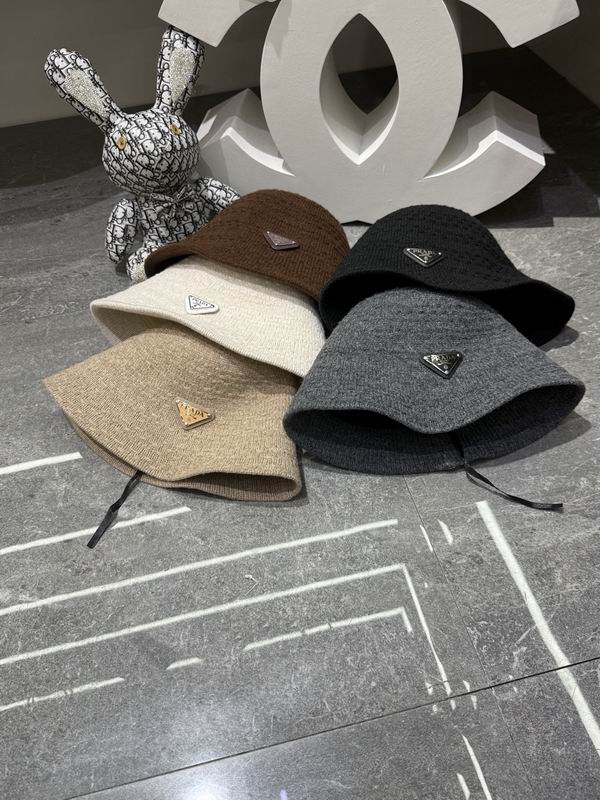 Prada hat dx56